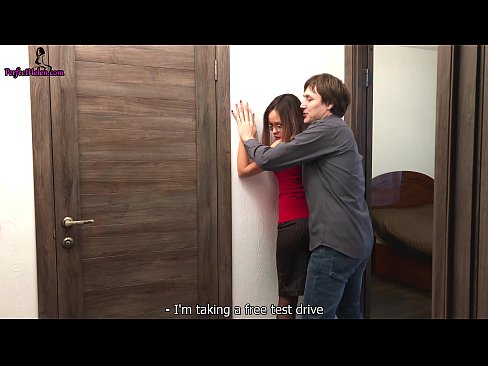 ❤️ Seksuali nekilnojamojo turto brokerė jausmingai čiulpia savo putę ir dulkinasi parduodama savo butą - Krempai ️❌ Seks video prie porno lt.superpornpics.ru